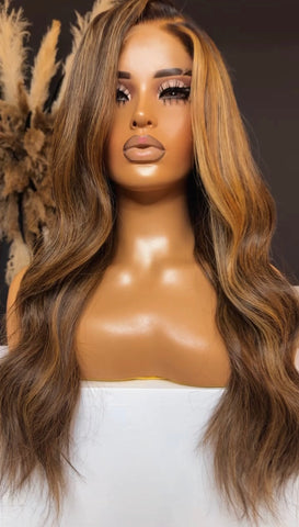 Autumn - 3 Bundles of Indian Pretty Wave 22" with matching 5x5 HD closure